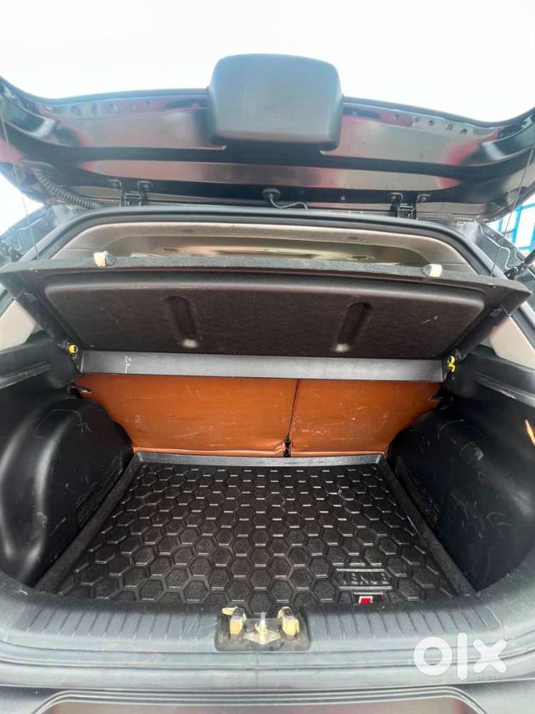 Hyundai Venue Sx (o) Mt 1.5 Diesel, 2025, Diesel