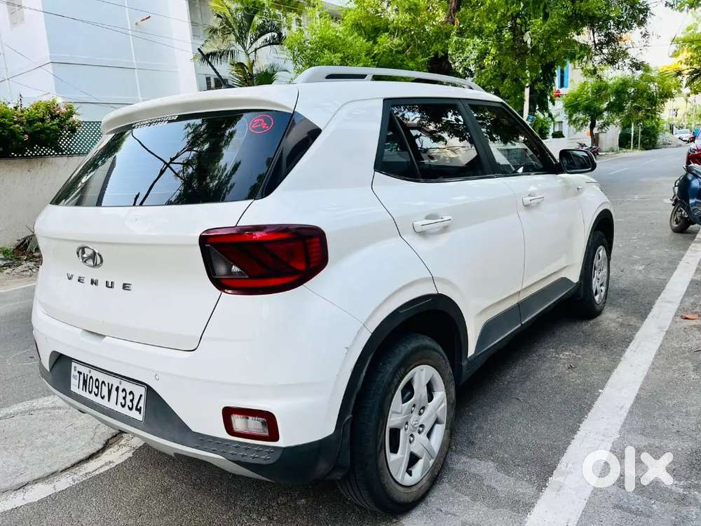 Hyundai Venue 2020 Petrol Good Condition