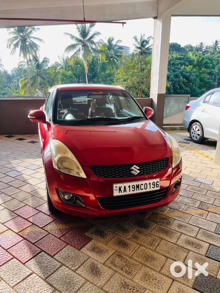 Maruti Suzuki Swift 2011 Vxi Petrol  68,000 Km  2nd Owner