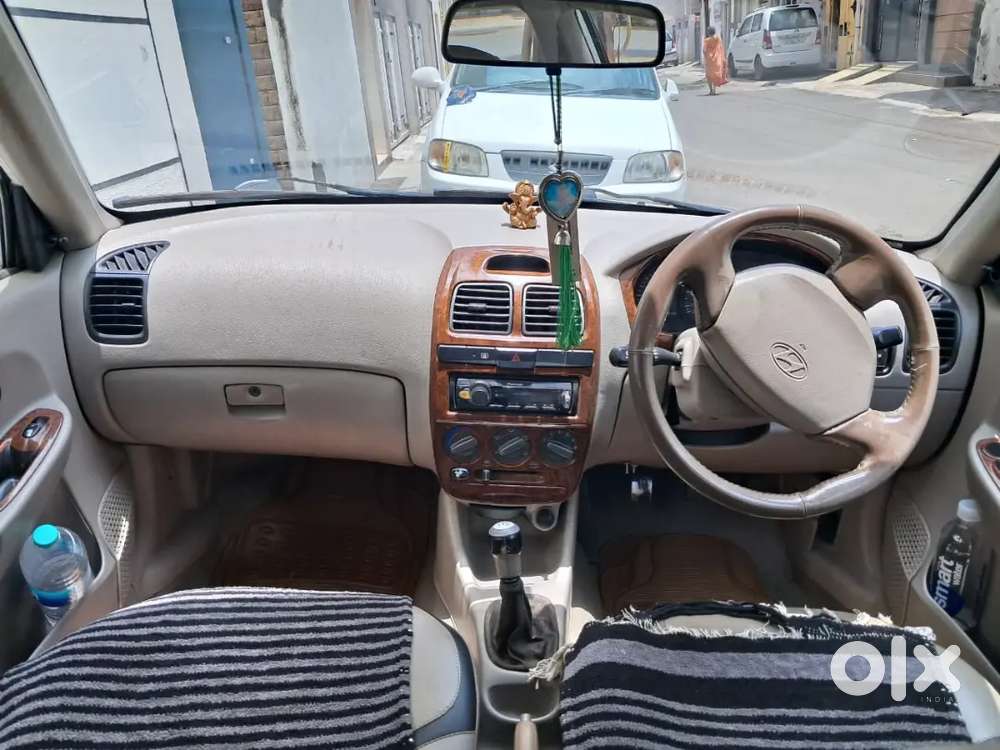 Hyundai Accent 2010 Cng Manual White Colour