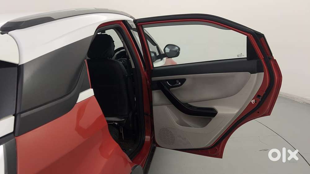 Tata Nexon 1.5 Revotorq Xza Plus Dualtone, 2021, Petrol