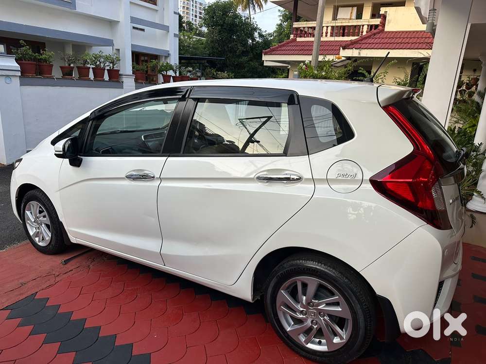 Honda Jazz Vx  Cvt 2019 Automatic Immaculate Condition