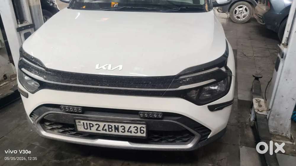 Kia Carens G 1.5 2025 Manual Cng 12000 Km