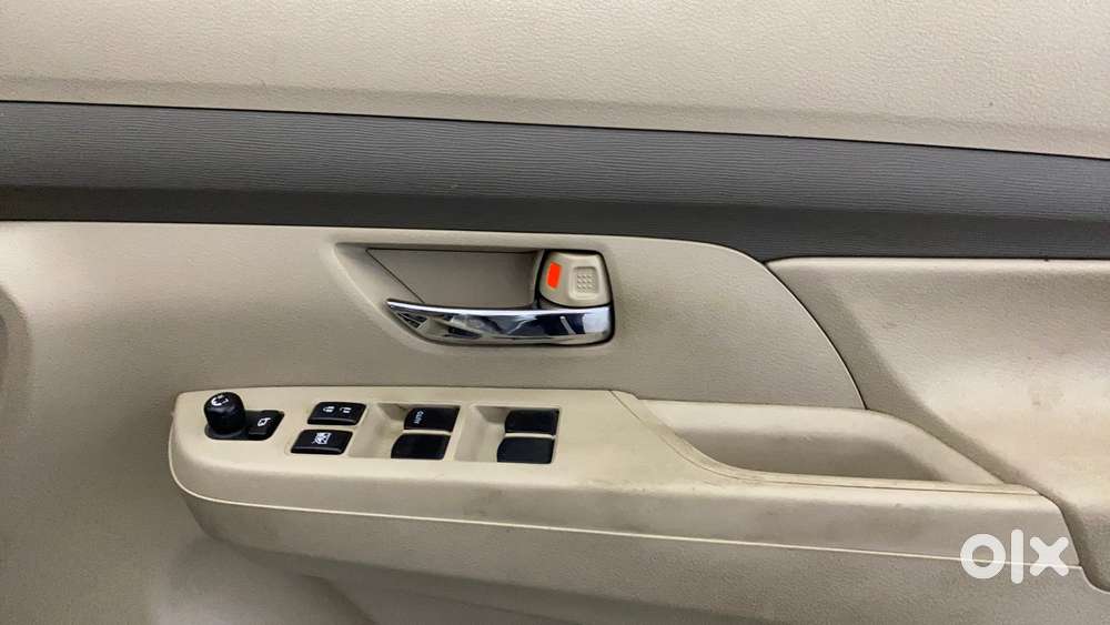 Maruti Suzuki Ertiga 2018-2022 1.4 Vxi Shvs At, 2021, Petrol