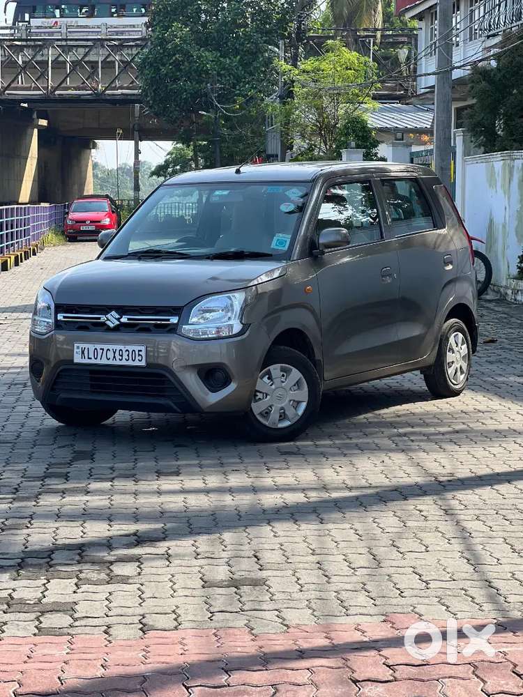 ലൈസൻസ് ഉള്ളവർക്ക് ഡ്രൈവിംഗ് പഠിപ്പിച്ചു തരും..