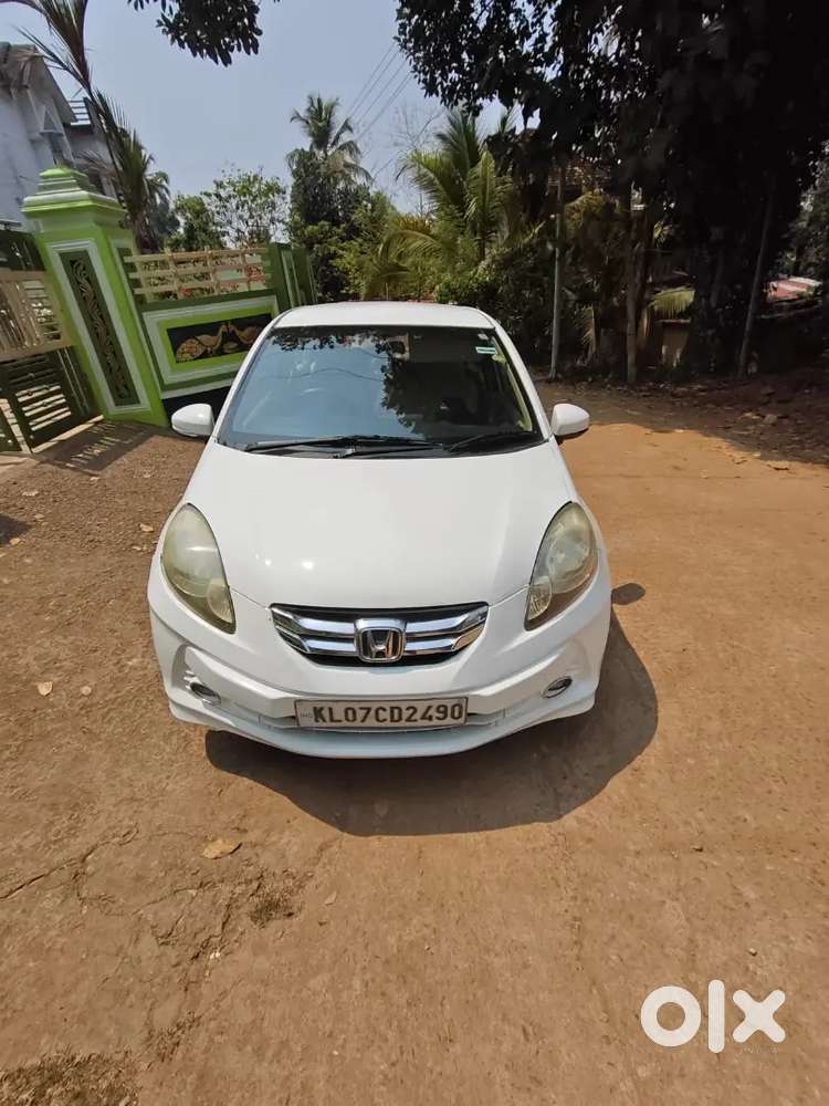 Honda Amaze 2015 Diesel Well Maintained