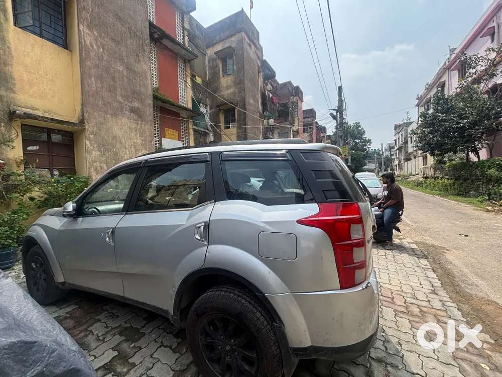 Mahindra Xuv500 2wd 2017