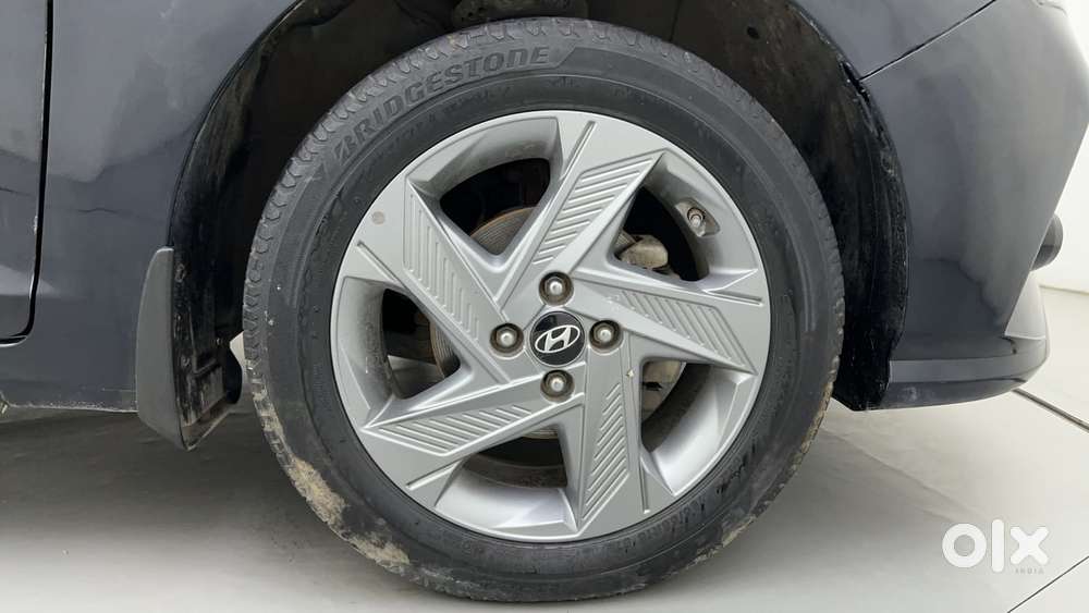 Hyundai Verna 1.5 Sx Vtvt Ivt, 2022, Petrol