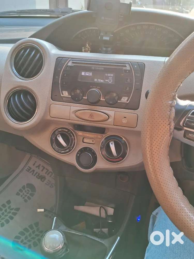 Toyota Etios Liva 2013  Petrol + Cng  98,000 Km  Shela, Ahmedabad