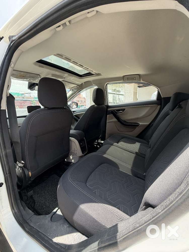 Tata Nexon 1.2 Revotron Xz Plus, 2022, Petrol