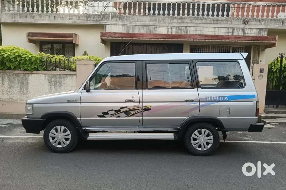 Brand New Toyota Qualis Gst Full Insurance