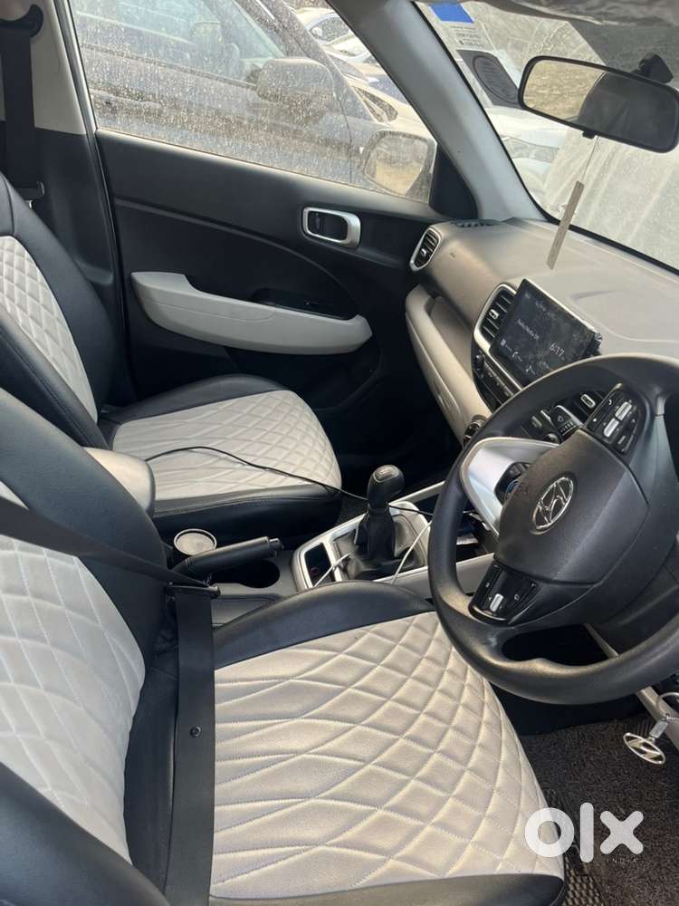 Hyundai Venue 2022 Model Petrol Manual