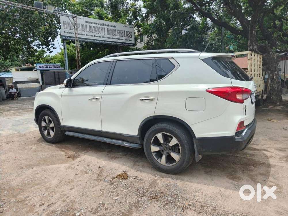 Mahindra Alturas G4 4wd At, 2020, Diesel