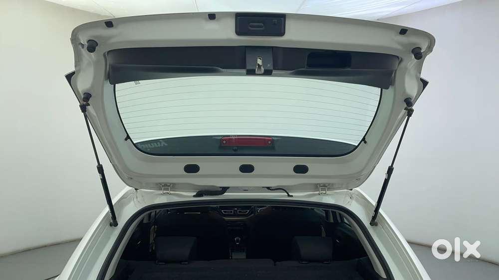 Toyota Glanza 1.2 V Amt, 2023, Petrol