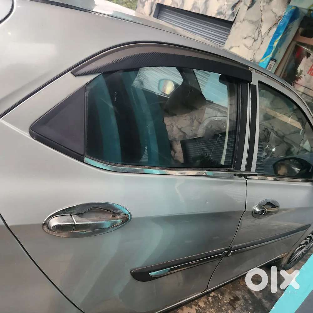 Tata Tiago Revotron 2019