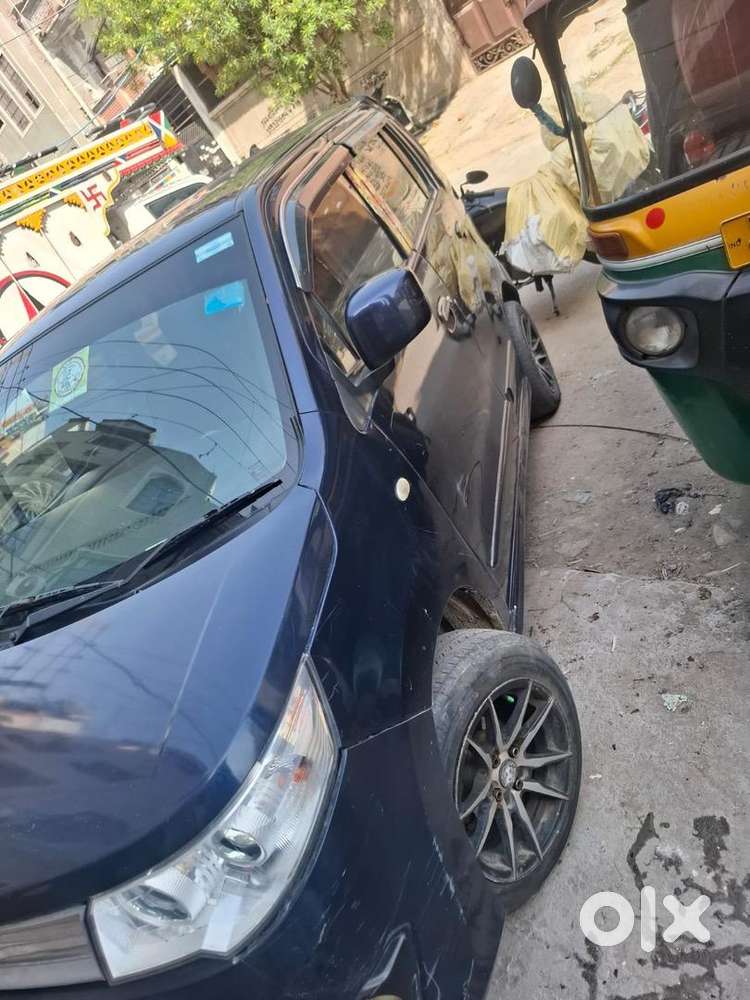 Maruti Suzuki Wagon R Stingray 2017 Petrol Well Maintained