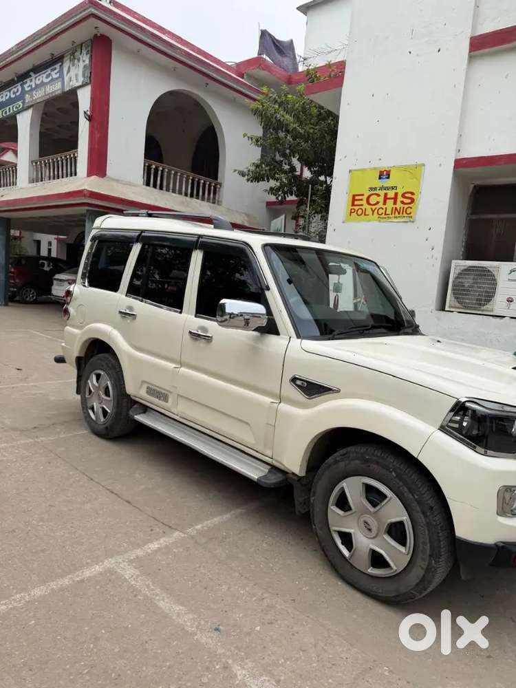 Mahindra Scorpio 2022 Diesel Well Maintained