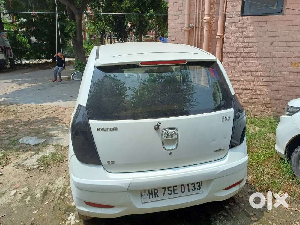 Hyundai I10 Sportz 2012