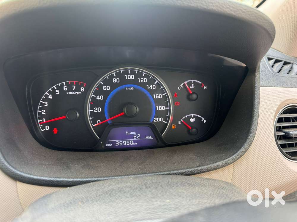 Hyundai Grand I10 2013-2016 Sportz, 2015, Petrol