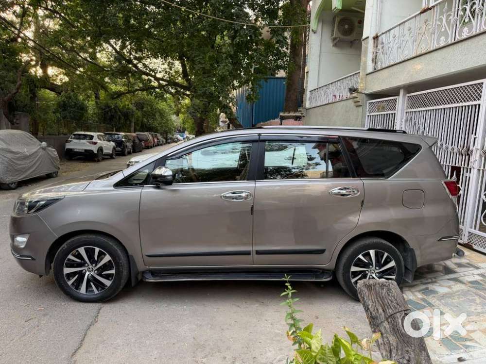 Toyota Innova Crysta [2020-ongoing] 2.4 Gx At 7 Str, 2020, Diesel