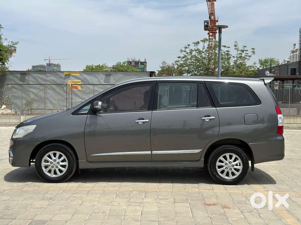 Toyota Innova 2.5 Vx 7 Seater Bs Iv, 2012, Diesel