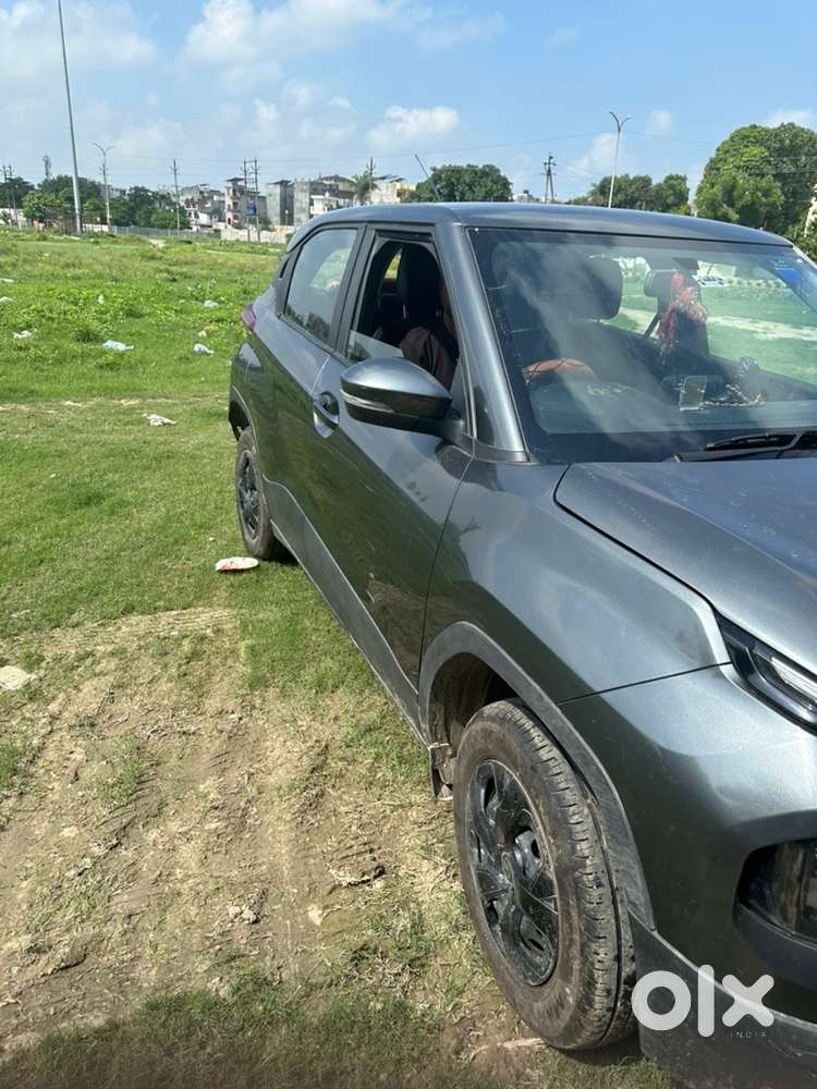 Tata Punch Petrol 2025