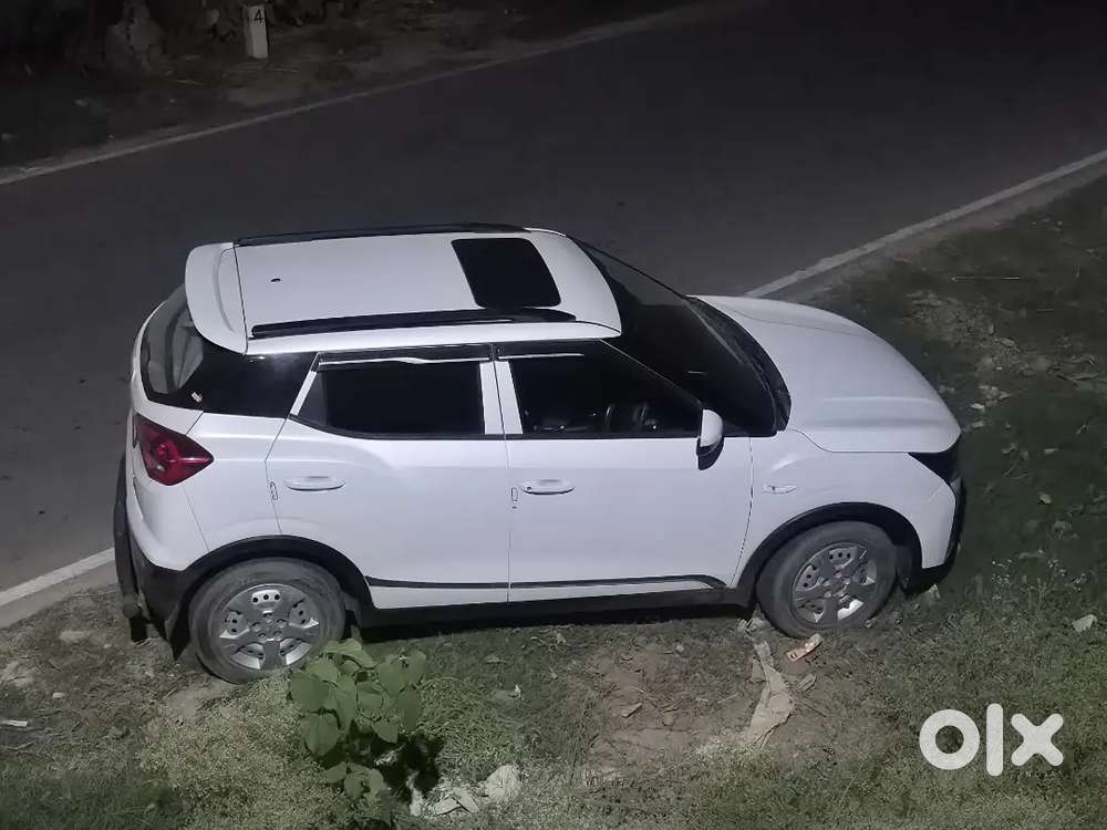 Mahindra Xuv300 2024 Petrol 35000 Km Driven