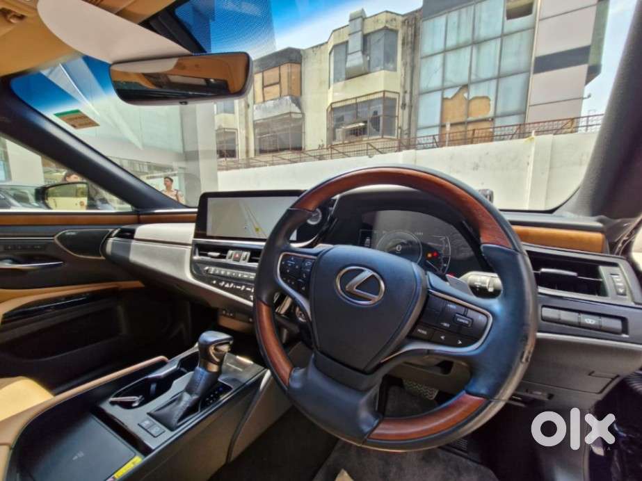 Lexus Es 300h Luxury, 2025, Petrol