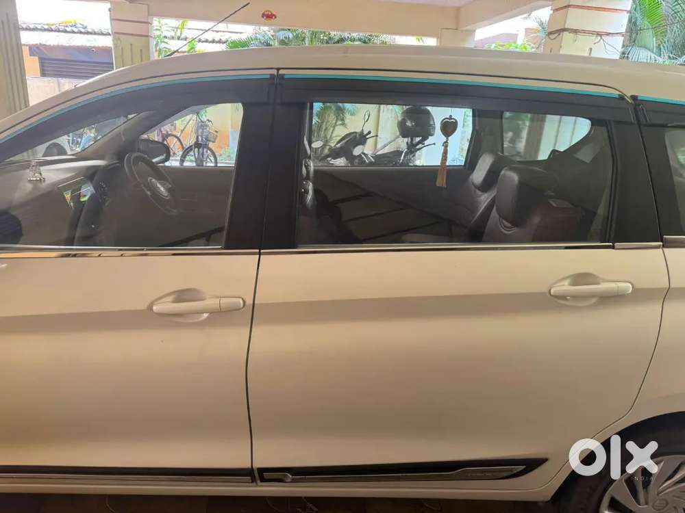 Maruthi Suzuki Eritiga Vxi Cng 2022 For Sale