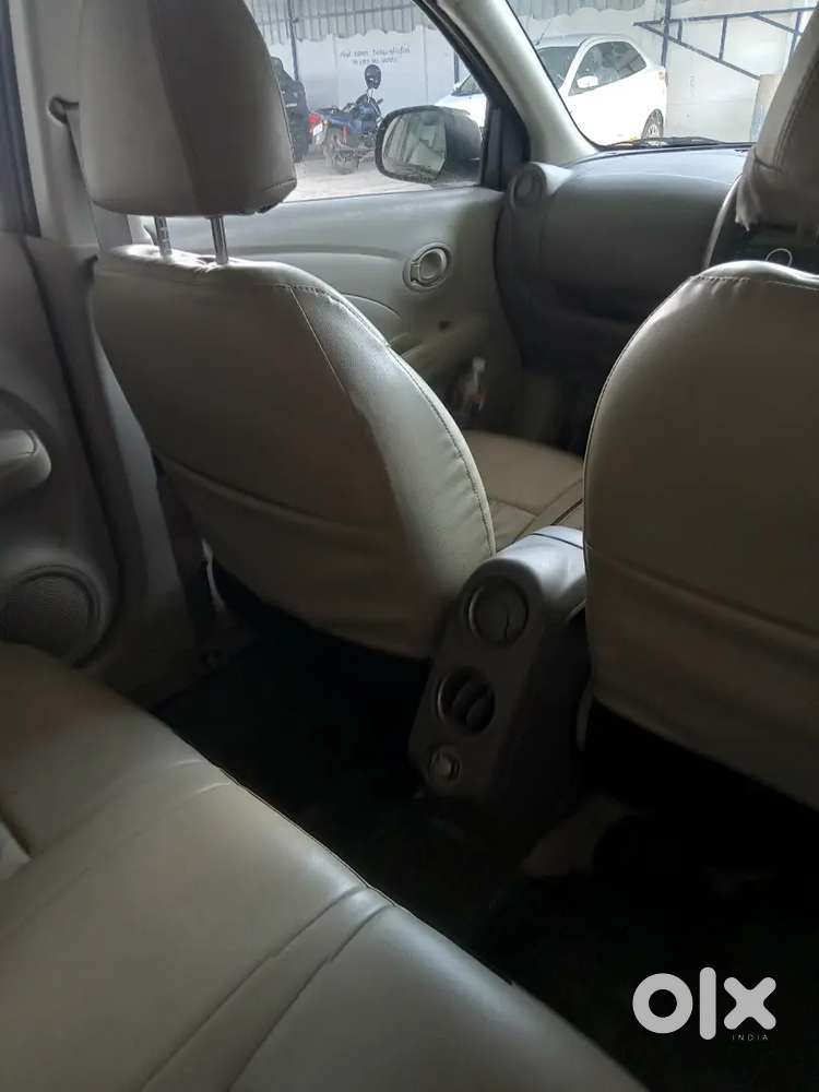 Nissan Sunny 2012 Model