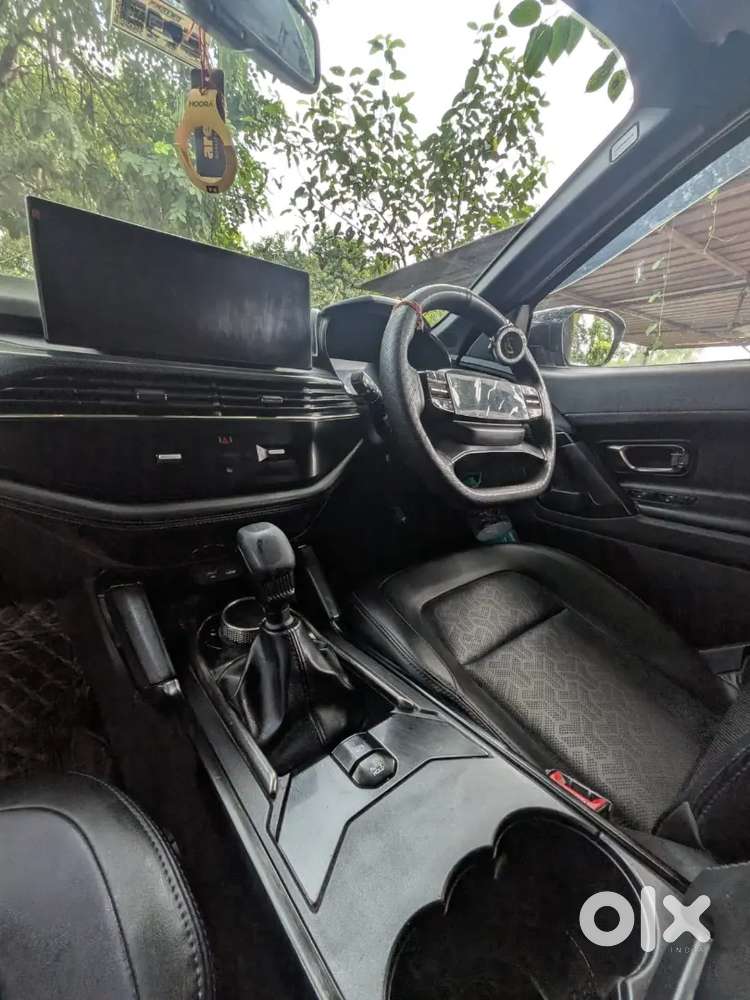 Tata Harrier Fearless Dark 2024