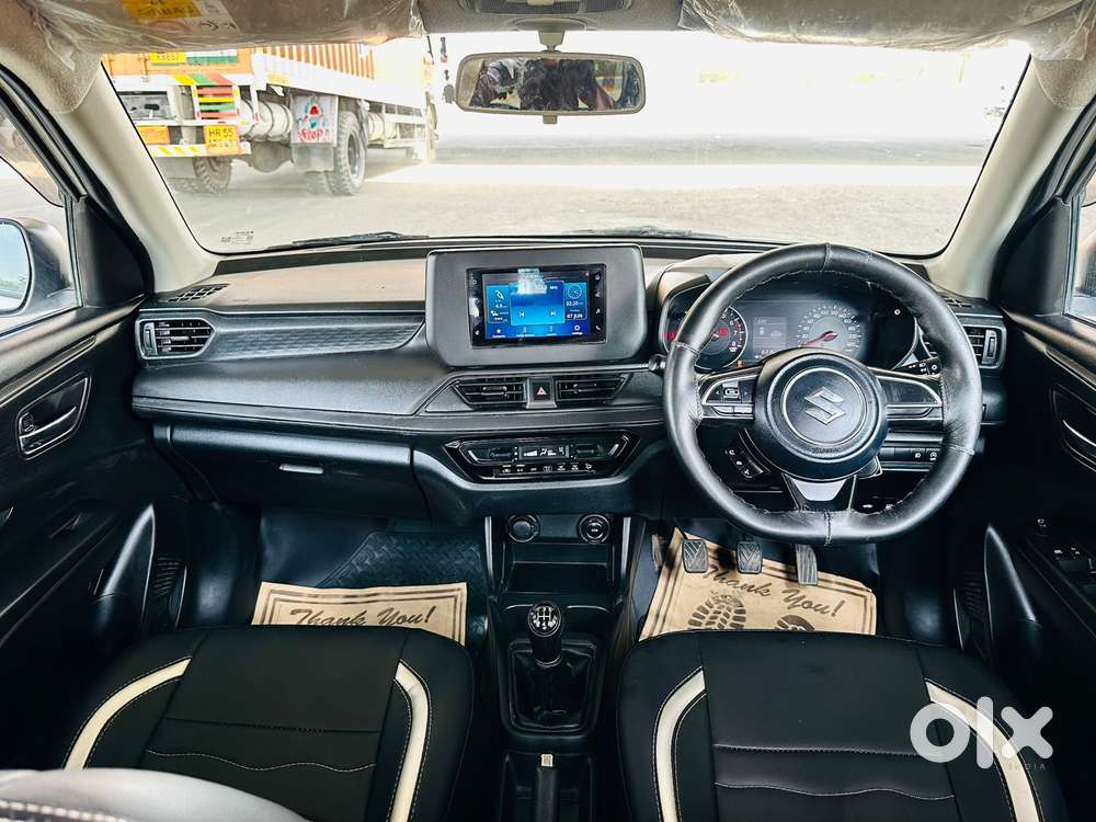 Maruti Suzuki Swift Vxi + Manual, 2025, Petrol
