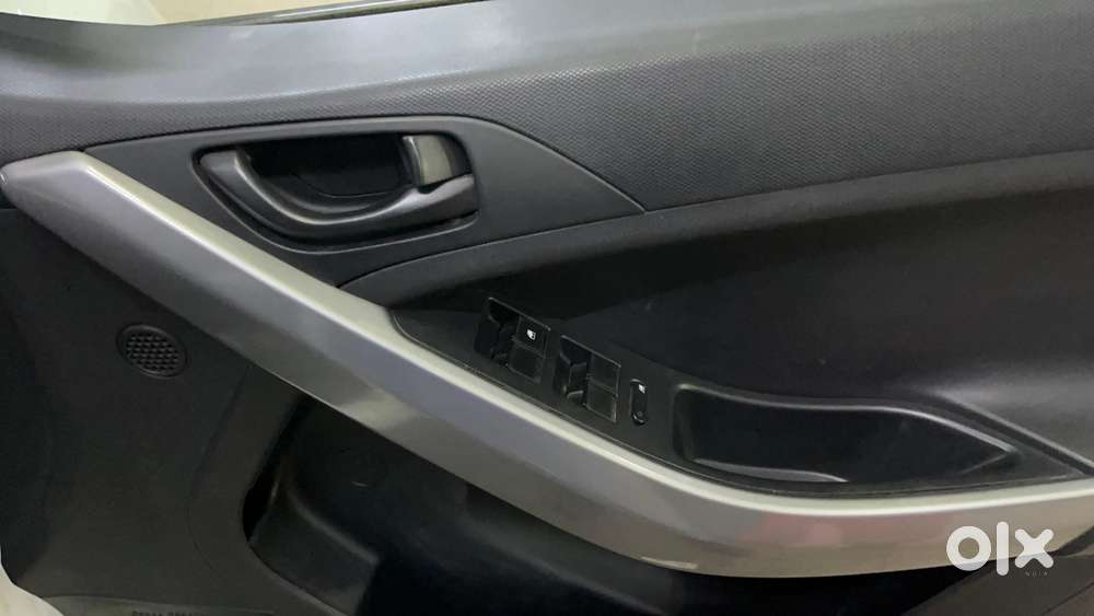 Tata Nexon 1.2 Revotron Xm (s), 2023, Petrol