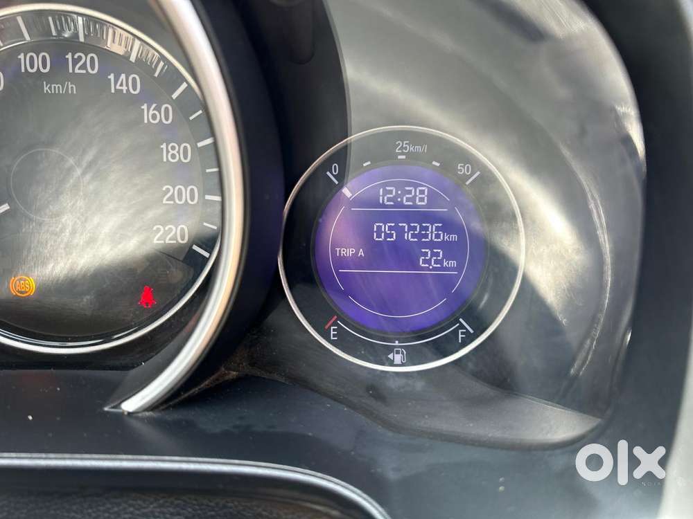 Honda Jazz Sv Mt I-vtec, 2015, Cng & Hybrids