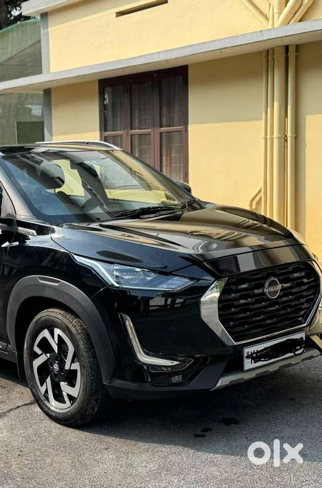 Nissan Magnite 15000 Km Automatic Xv