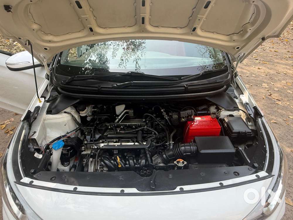 Hyundai I20 Asta 1.4 At Vtvt, 2018, Petrol
