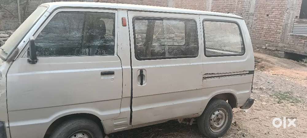 Maruti Suzuki Omni 2010