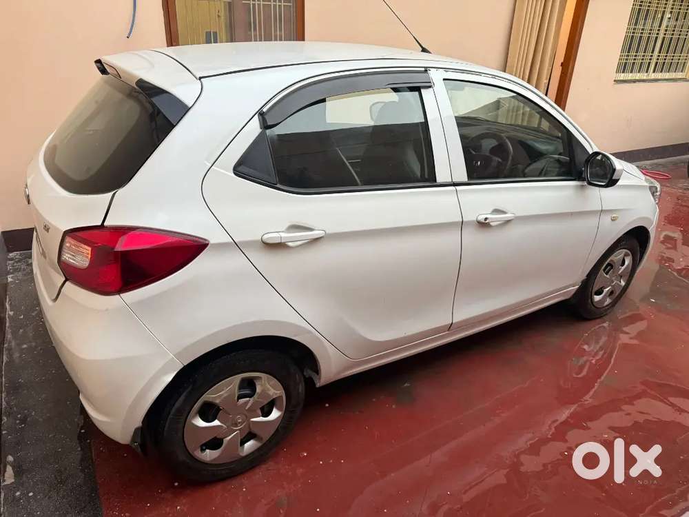 Tata Tiago 1.2 Xt In Showroom Condition