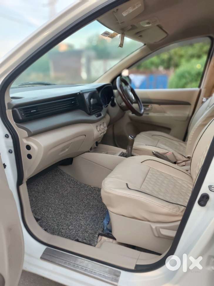 Maruti Suzuki Ertiga 1.5 Vxi, 2023, Petrol
