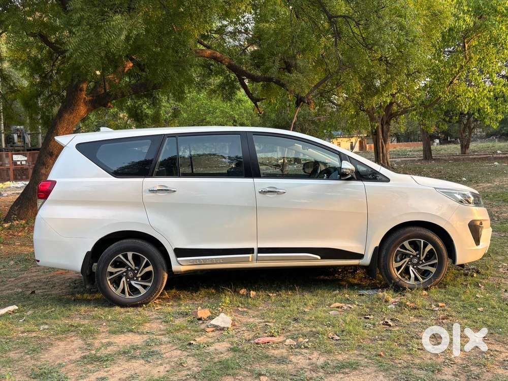 Toyota Innova Crysta [2020-ongoing] 2.7 Vx 7 Str, 2022, Petrol