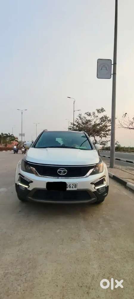 Tata Hexa 08/2017 Diesel Well Maintained And Very Good Condition.