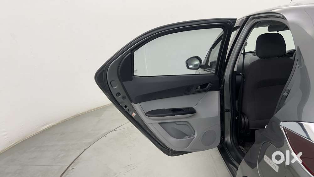 Tata Tiago 1.2 Revotron Xta, 2023, Petrol