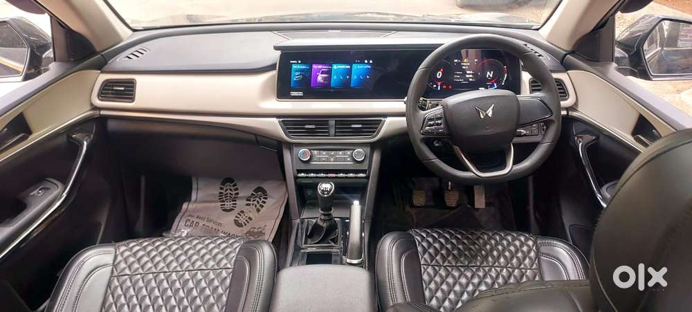 Mahindra Xuv700 2.2 Ax 5 Diesel Mt Str, 2023, Diesel