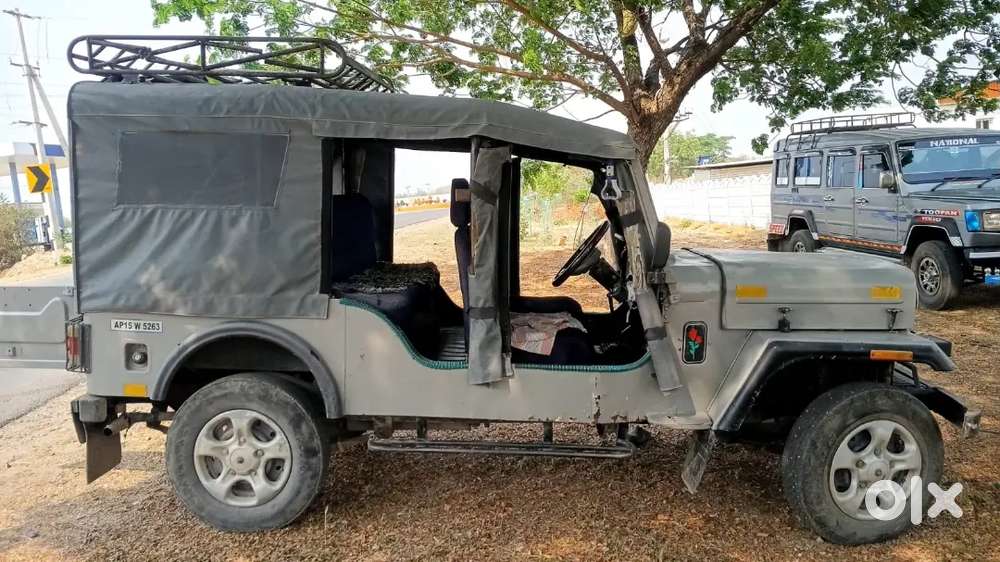 Mahindra Jeep 2004 Diesel 200000 Km Driven