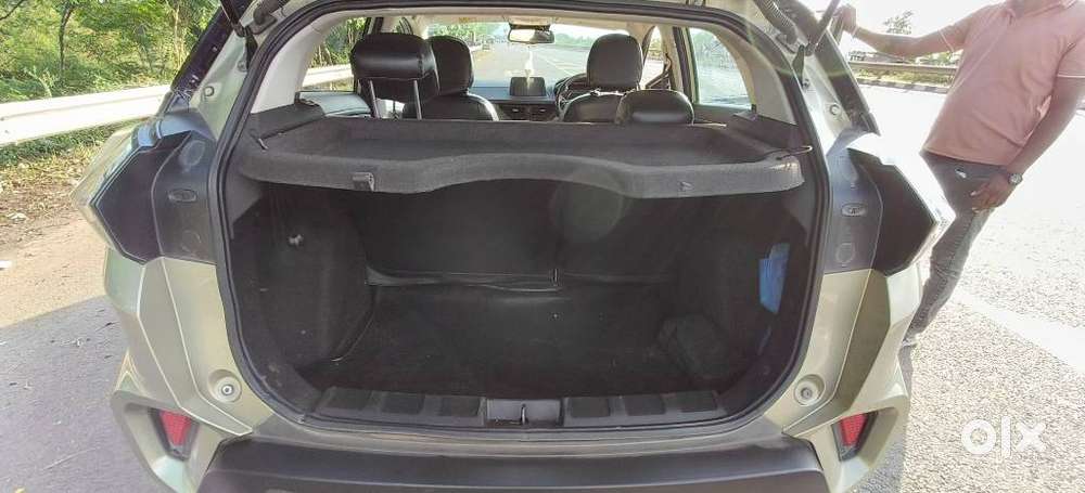 Tata Nexon 1.5 Revotorq Xza Plus Dualtone, 2022, Diesel
