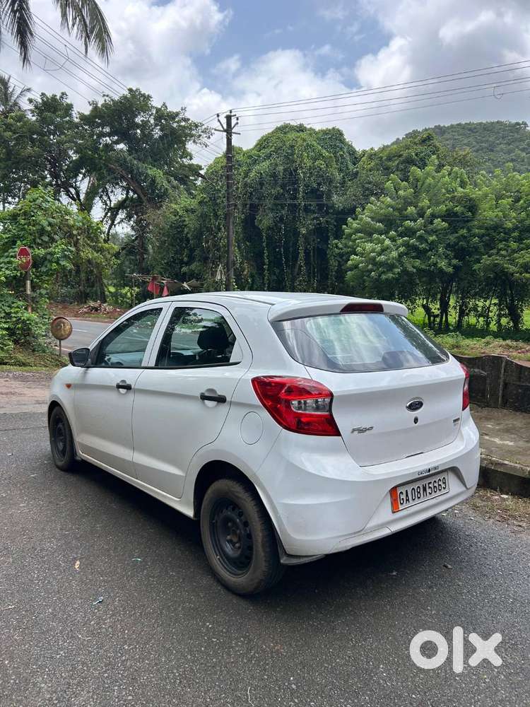 Ford Figo Diesel Titanium 2015