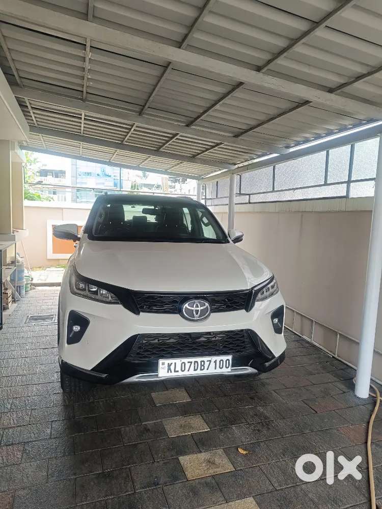 Toyota Fortuner Legender 2023 Diesel 19500 Km Driven