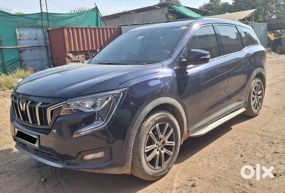 Mahindra Xuv700 2.0 Ax 7 Petrol Mt Str, 2022, Petrol