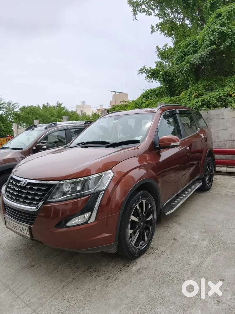 Mahindra Xuv500 W11 2018