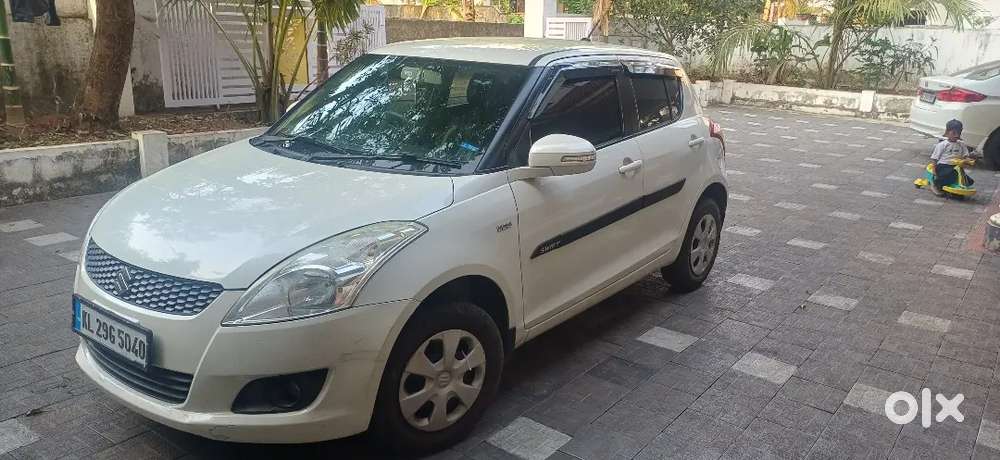 Maruti Suzuki Swift 2013 Diesel 94000 Km Driven